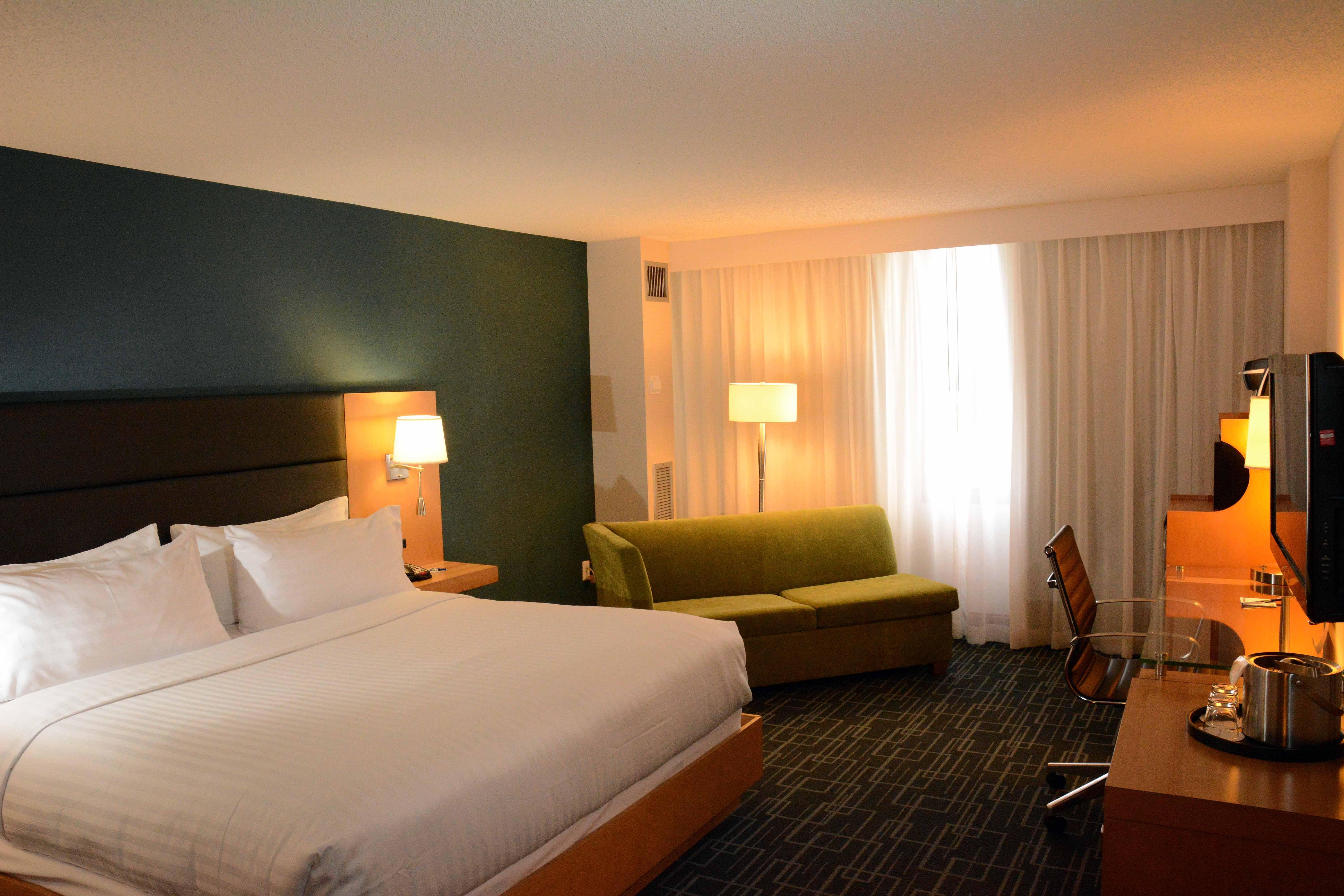 Holiday Inn Express Stamford, An Ihg Hotel Exterior foto