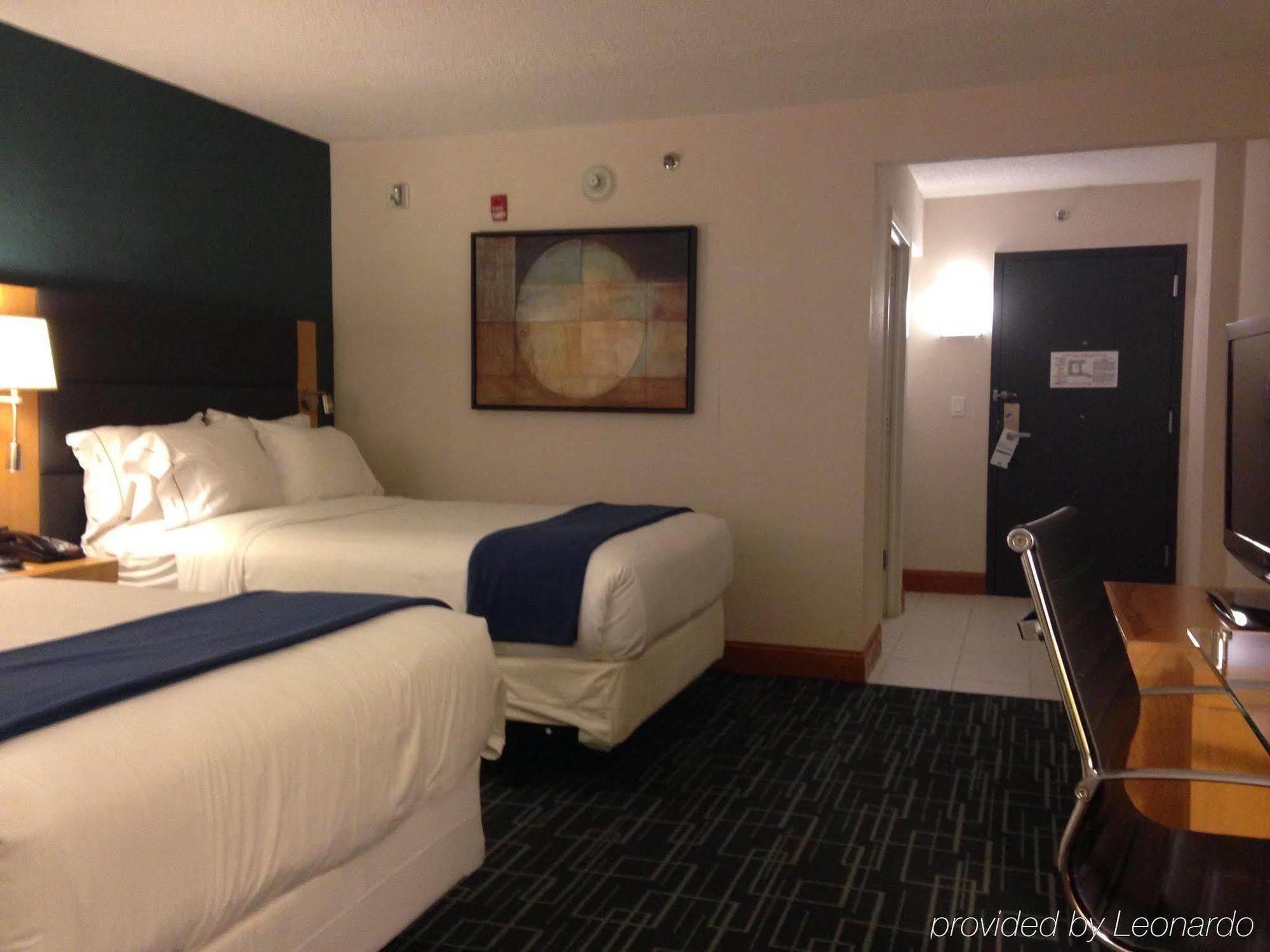 Holiday Inn Express Stamford, An Ihg Hotel Exterior foto