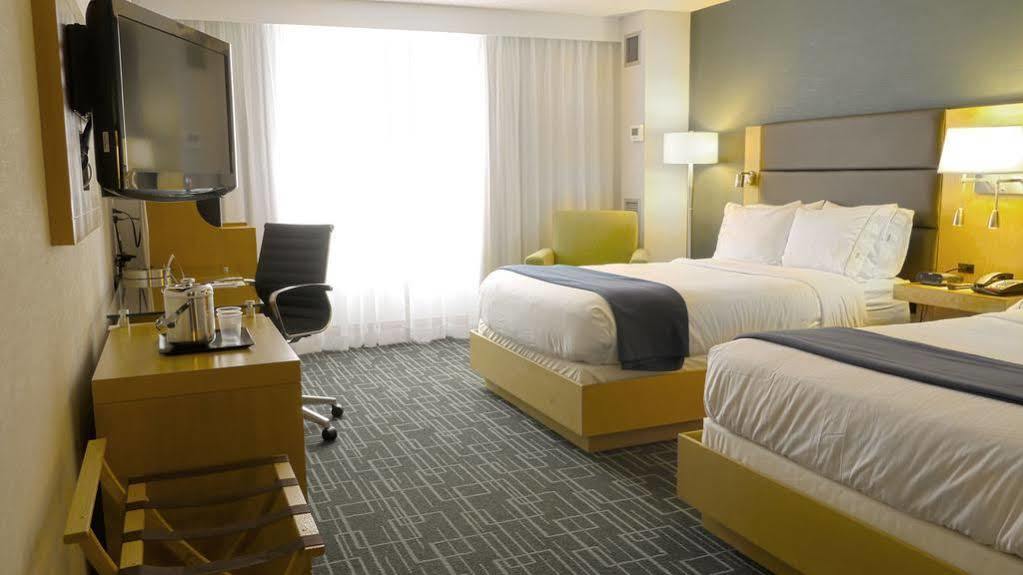 Holiday Inn Express Stamford, An Ihg Hotel Exterior foto